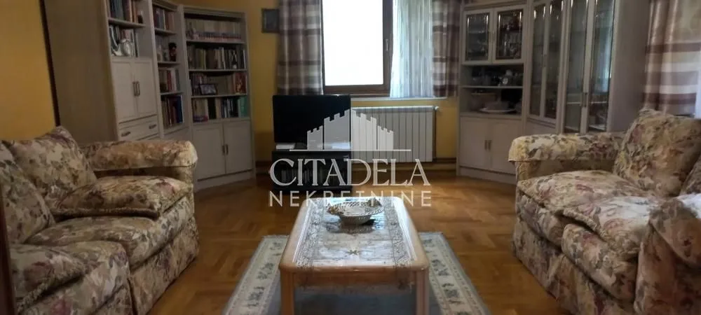 Prodaja, kuća, 143m², Meljak, Barajevo