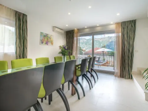 Sale, house, 240m², Donji Stoliv, Kotor - image 5