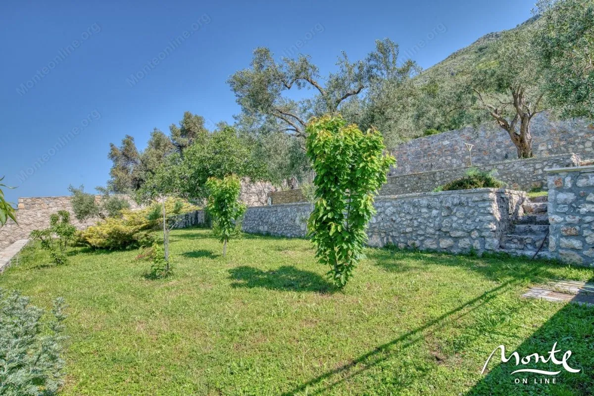 Sale, house, 480m², Reževići, Budva