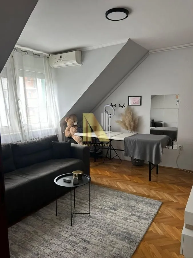 Prodaja, trosoban stan, 104m², Podbara, Novi Sad Sve Podlokacije