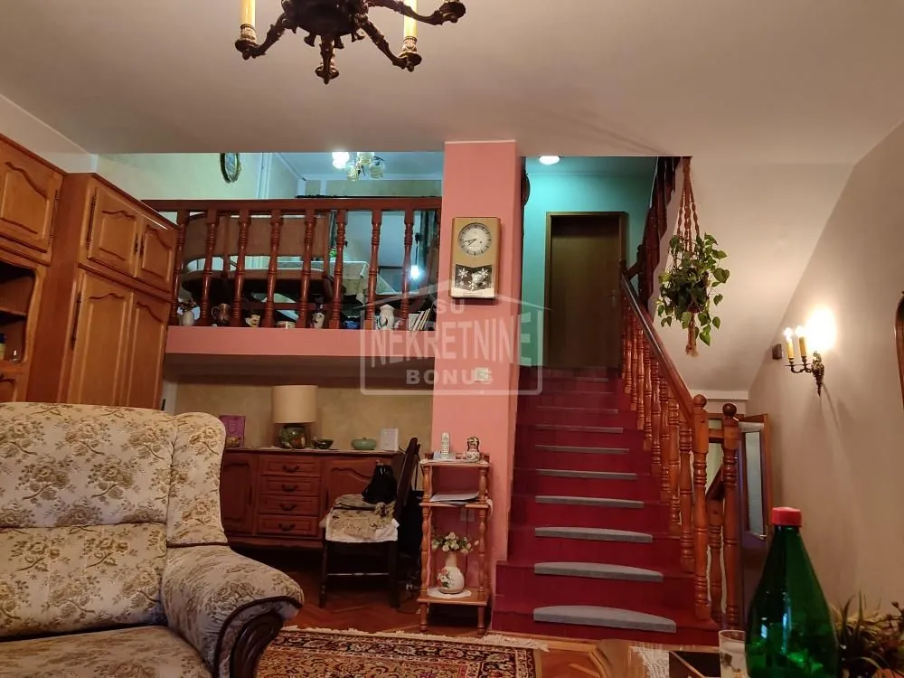 Prodaja, kuća, 146m², Novi Grad, Subotica