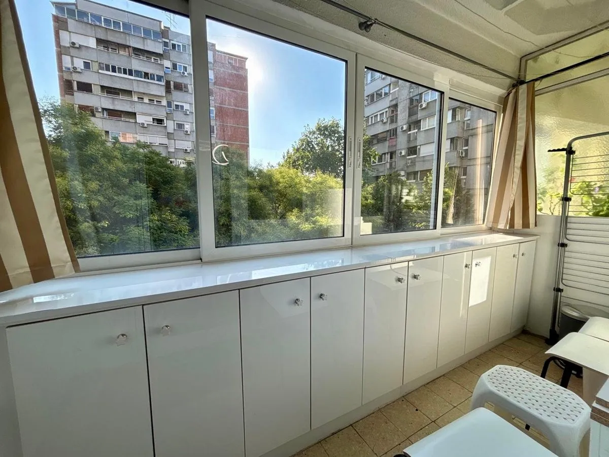 Izdavanje, dvosoban stan, 58m², Novi Beograd Blok 63, Novi Beograd Sve Podlokacije