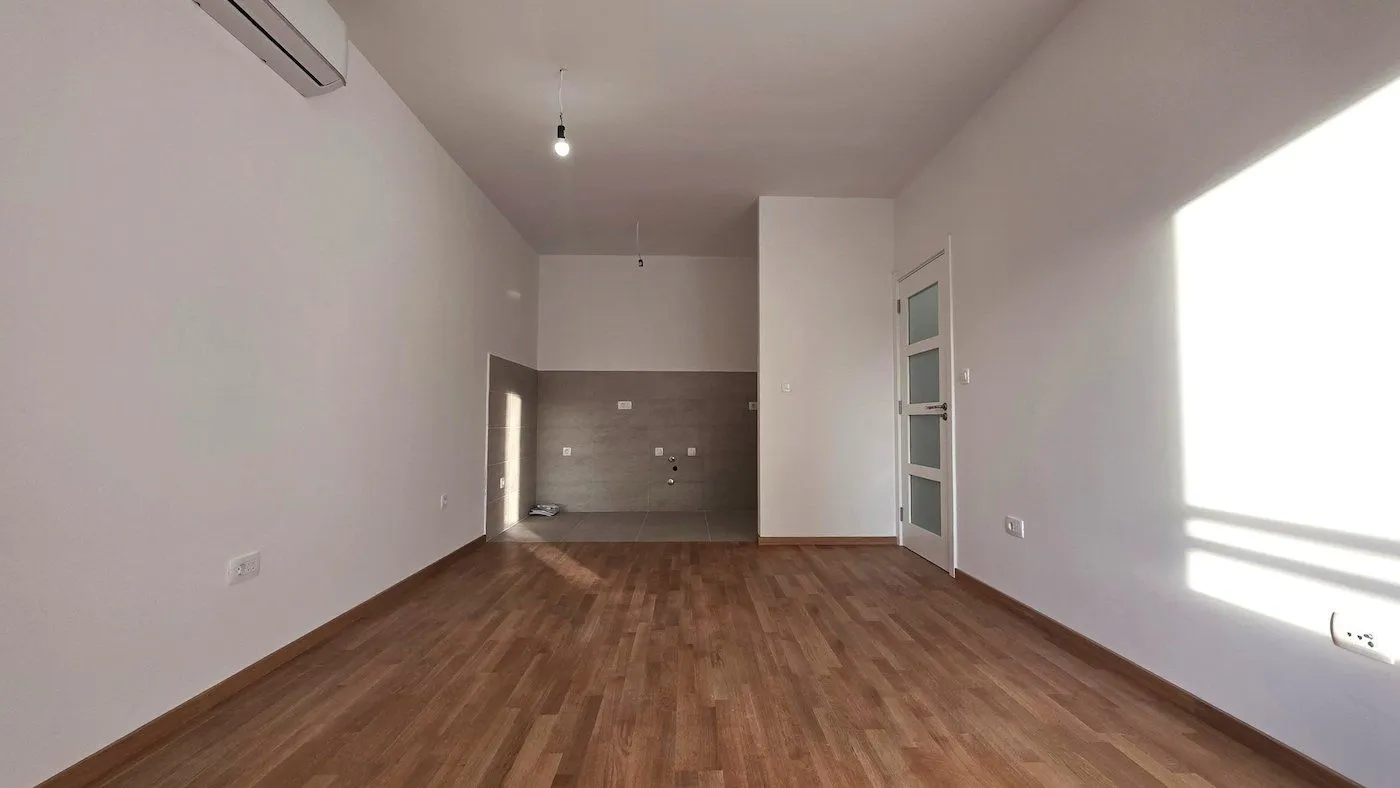 Prodaja, stan, 45m², Pobrežje, Podgorica