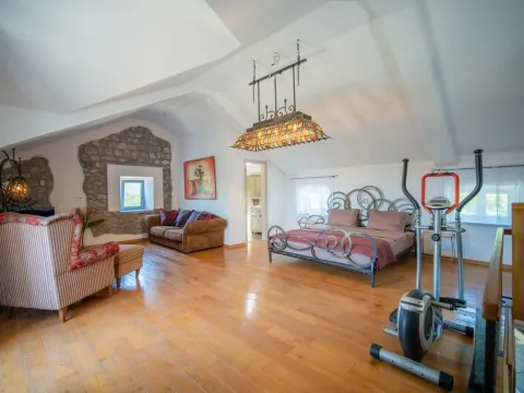 Prodaja, kuća, 170m², Milovići, Tivat - image 14