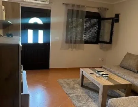 Izdavanje, jednosoban stan, 45m², Tivat, Crna Gora - image 4
