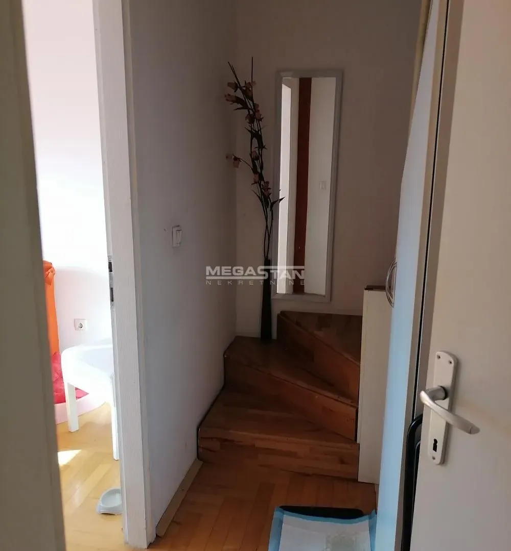 Prodaja, trosoban stan, 80m², Karaburma, Palilula Sve Podlokacije