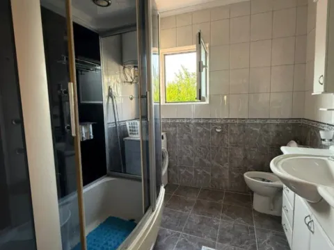 Rent, house, 120m², Marići, Tivat - image 4