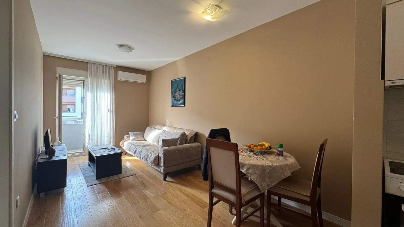 Rent, one bedroom apartment, 42m², Central Point, Podgorica