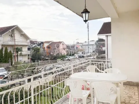 Izdavanje, stan, 108m², Stari Aerodrom, Podgorica - image 2