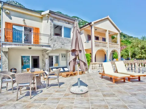 Sale, house, 200m², Muo, Kotor - image 3