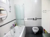 Prodaja, trosoban stan, 146m², Centar, Tivat - image 11