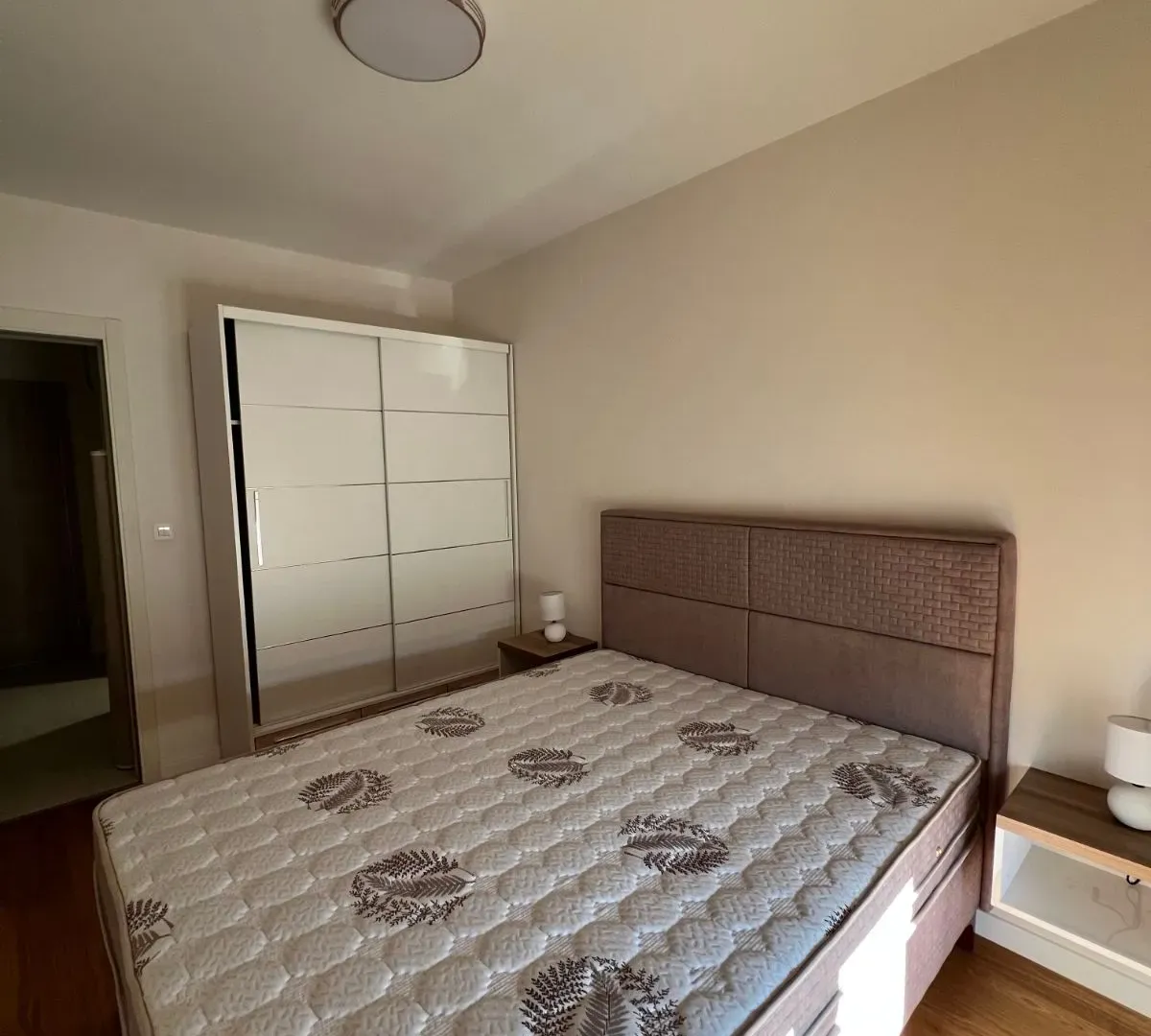Prodaja, jednosoban stan, 49m², Central Point, Podgorica