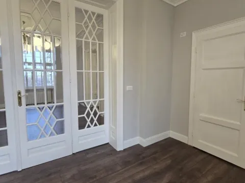 Izdavanje, poslovni prostor, 293m², Savski Venac, Beograd - image 5