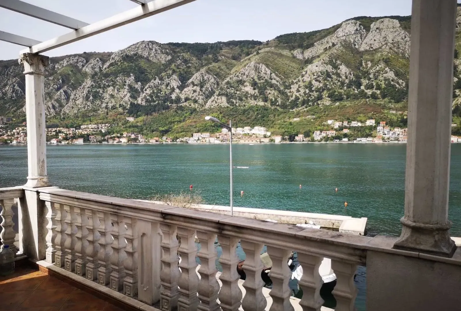 Rent, three bedroom apartment, 130m², Dobrota, Kotor