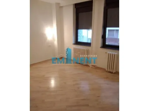 Rent, four bedroom apartment, 110m², Neimar, Vračar Sve Podlokacije - image 5