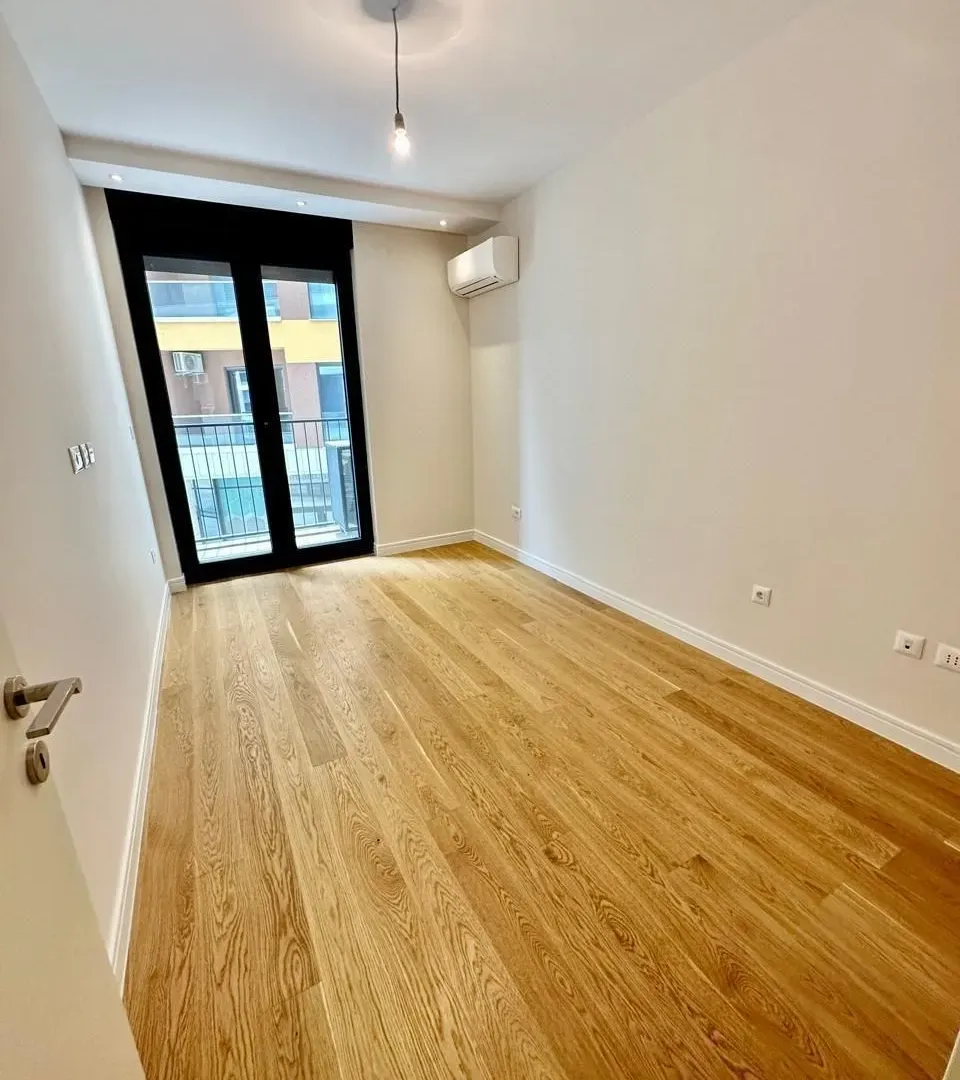 Rent, two bedroom apartment, 80m², Kod Big Fashion-a, Podgorica