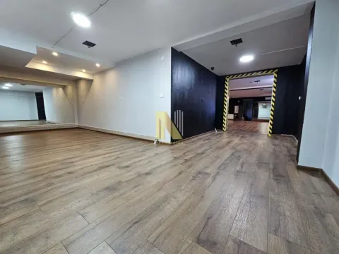 Izdavanje, poslovni prostor, 150m², Bulevar Evrope, Novi Sad Sve Podlokacije - image 5