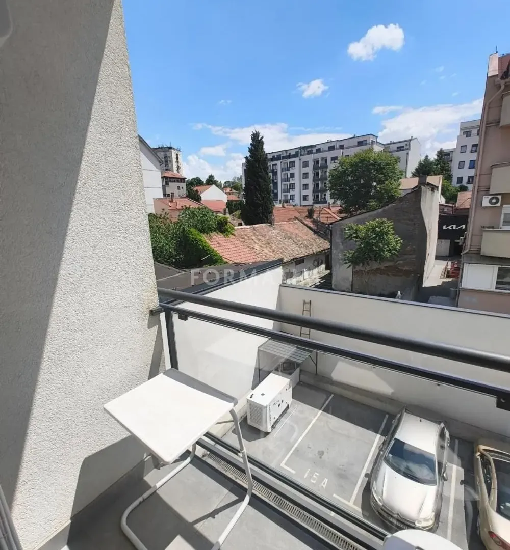 Rent, four bedroom apartment, 65m², Bulbulder, Zvezdara Sve Podlokacije