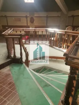 Rent, office space, 292m², Vlasotince, Srbija - image 30