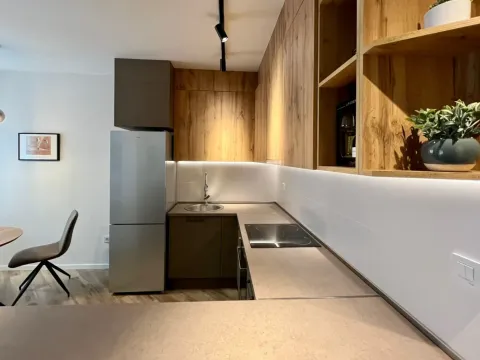 Rent, two bedroom apartment, 60m², Mažina, Tivat - image 13