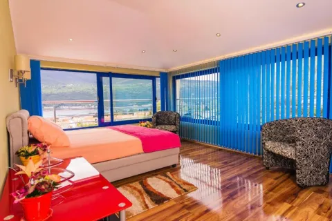 Sale, house, 280m², Đenovići, Herceg Novi - image 20