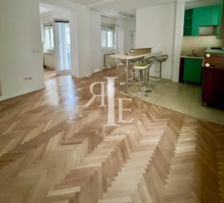 Izdavanje, stan, 147m², Stari Grad, Beograd