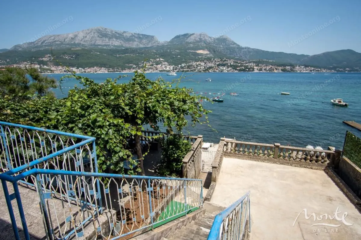 Prodaja, kuća, 120m², Herceg Novi, Crna Gora