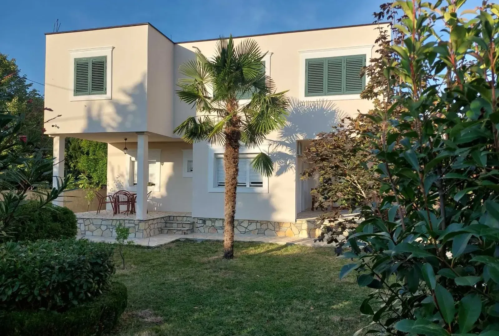 Izdavanje, kuća, 94m², Murtovina, Podgorica