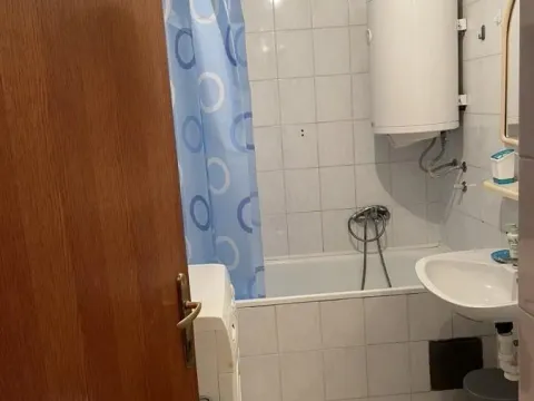 Izdavanje, jednosoban stan, 40m², Grbavica, Novi Sad Sve Podlokacije - image 5