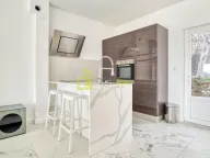 Rent, two bedroom apartment, 60m², Petrovac, Budva - image 7