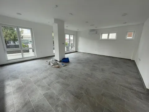 Rent, office space, 286m², Telep, Novi Sad Sve Podlokacije - image 3