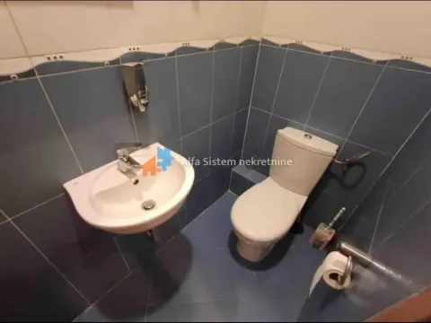 Rent, three bedroom apartment, 80m², Južni Bulevar, Vračar Sve Podlokacije - image 7