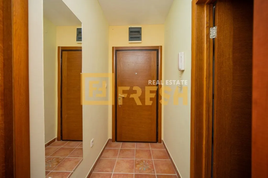 Izdavanje, jednosoban stan, 50m², Stari Aerodrom, Podgorica