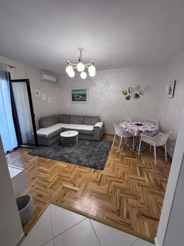 Sale, one bedroom apartment, 42m², Bečići, Budva