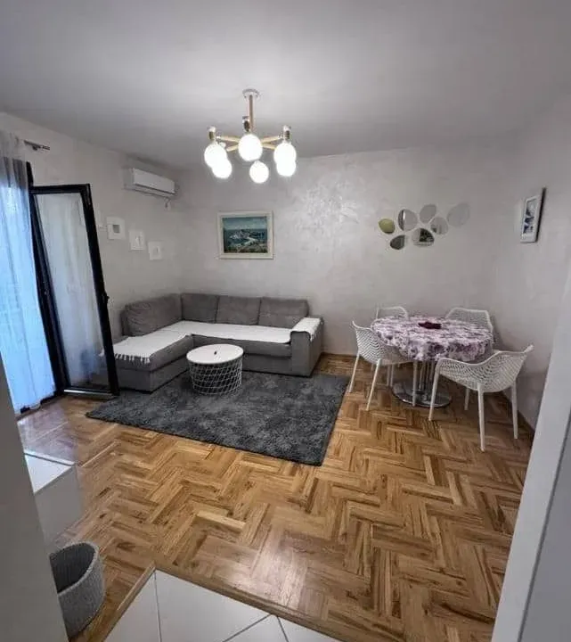 Prodaja, jednosoban stan, 42m², Bečići, Budva