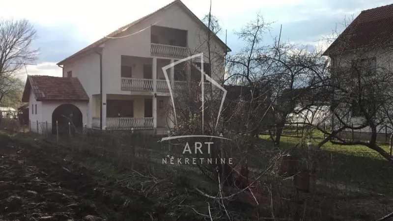 Prodaja, kuća, 220m², Ribnica, Kraljevo