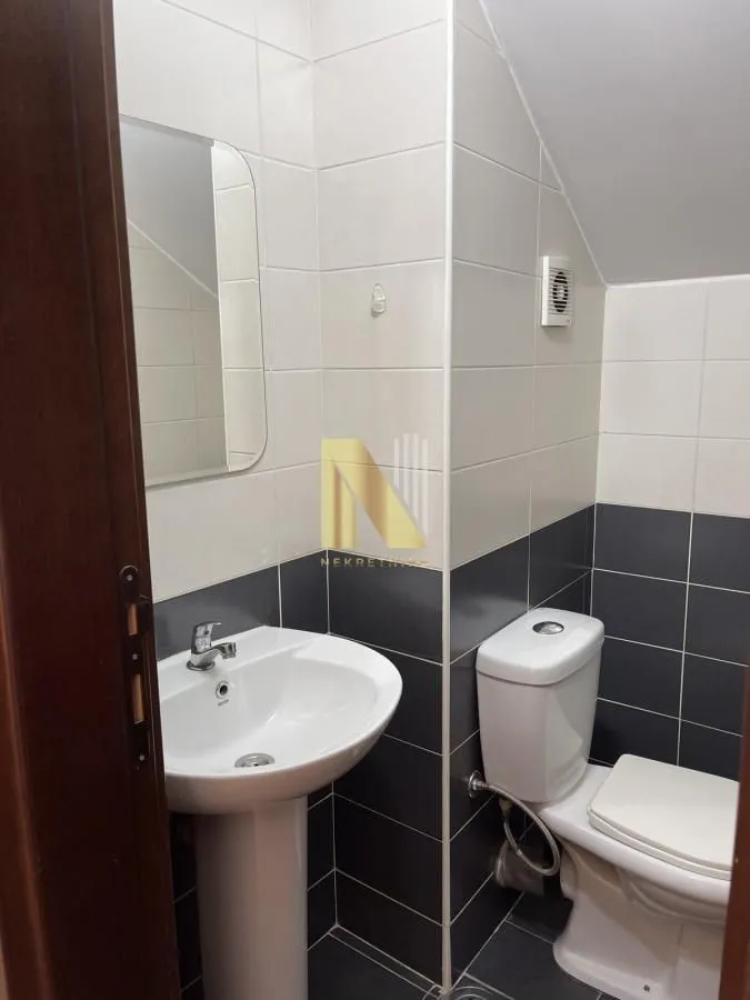 Izdavanje, trosoban stan, 66m², Podbara, Novi Sad Sve Podlokacije