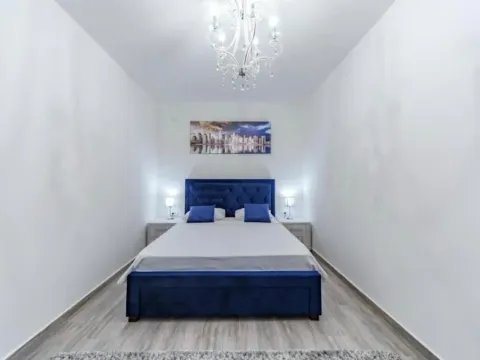 Rent, three bedroom apartment, 127m², Petrovac, Budva - image 10