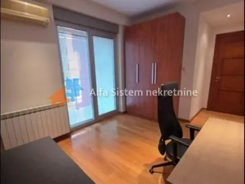 Rent, four bedroom apartment, 160m², Vračar Centar, Vračar Sve Podlokacije - image 19