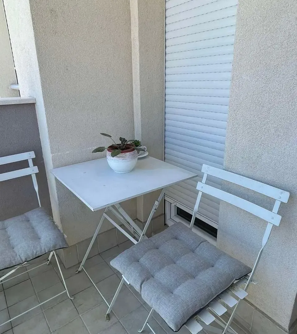 Izdavanje, dvosoban stan, 64m², City Kvart, Podgorica