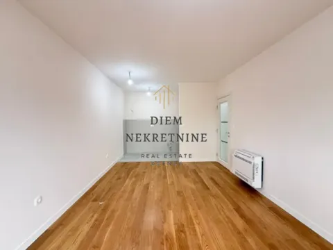 Rent, two bedroom apartment, 72m², Central Point, Podgorica - image 1