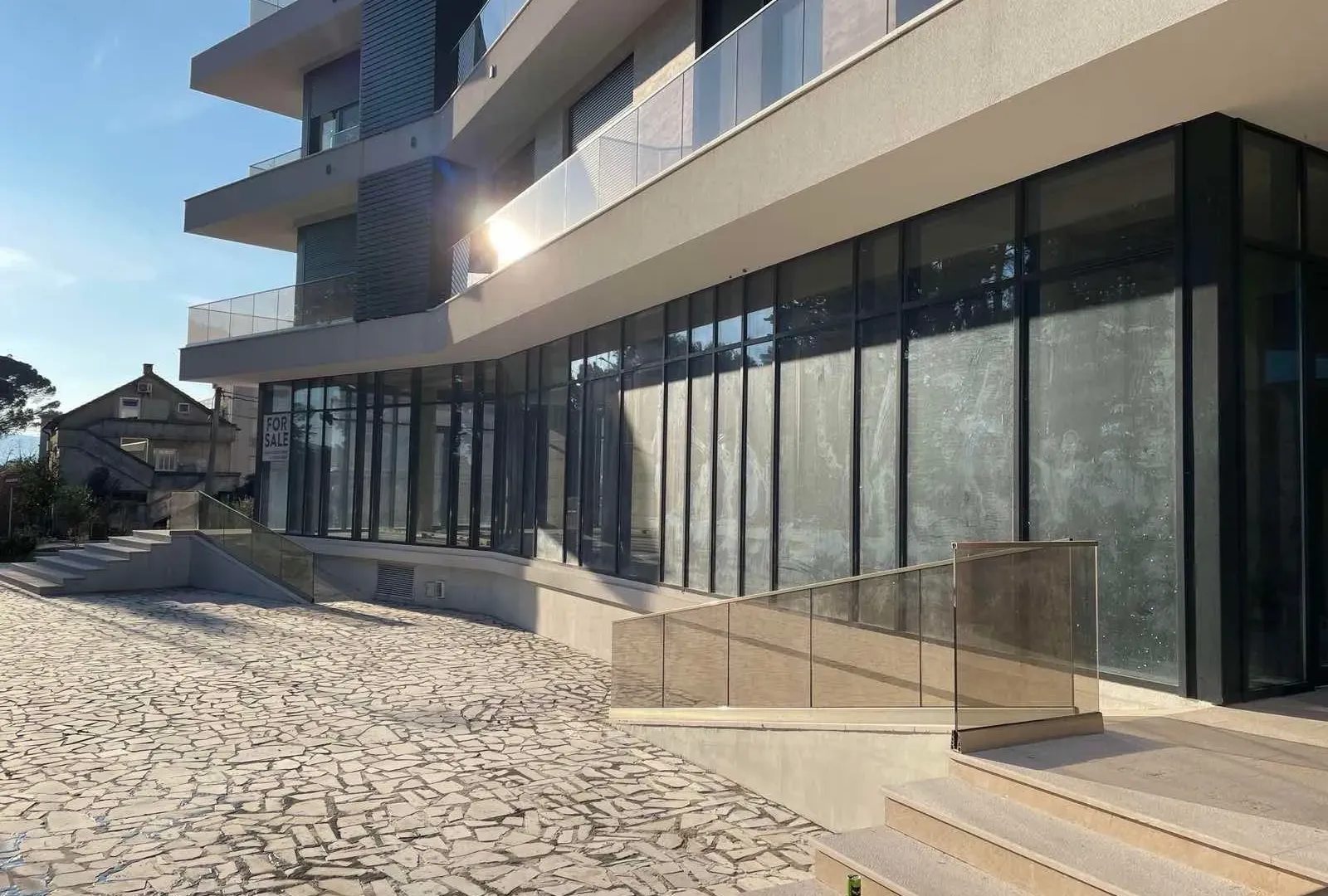 Rent, office space, 271m², Donja Lastva, Tivat