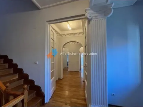 Rent, house, 550m², Autokomanda, Voždovac Sve Podlokacije - image 5