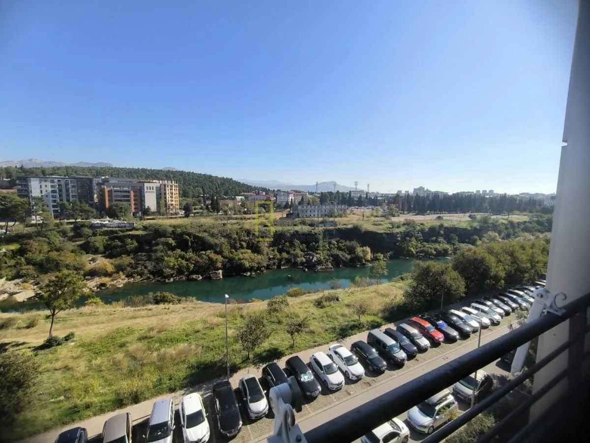 Prodaja, dvosoban stan, 82m², Preko Morače, Podgorica