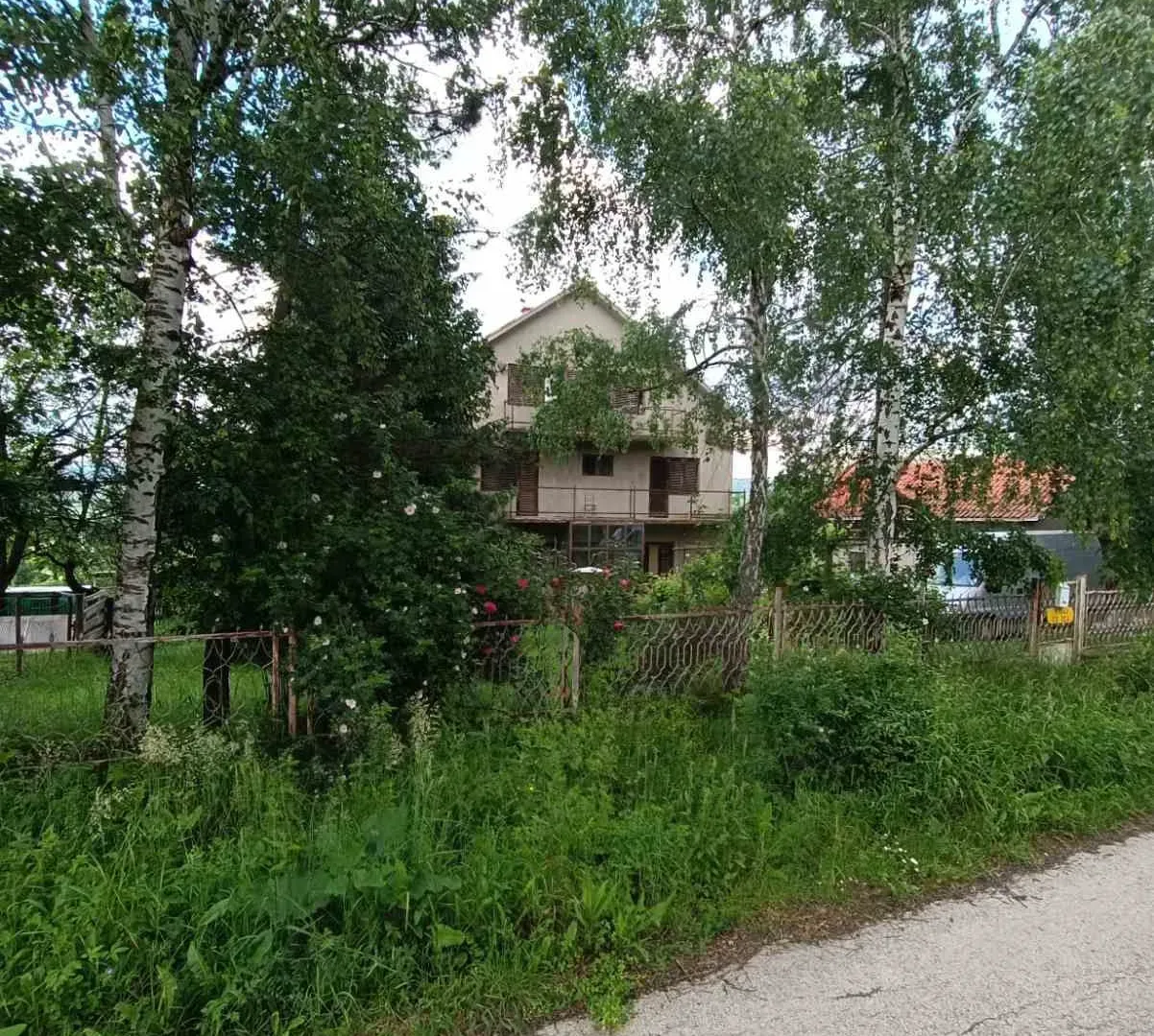 Prodaja, kuća, 360m², Ugrinovci, Gornji Milanovac