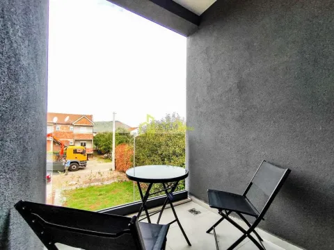 Izdavanje, kuća, 150m², Donja Gorica, Podgorica - image 27