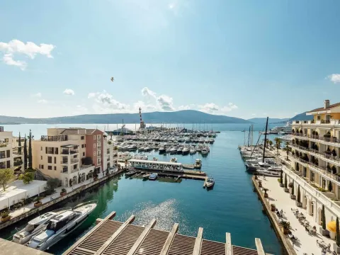 Prodaja, trosoban stan, 357m², Porto Montenegro, Tivat - image 31