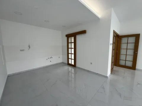 Prodaja, kuća, 181m², Petrovaradin, Novi Sad - image 5