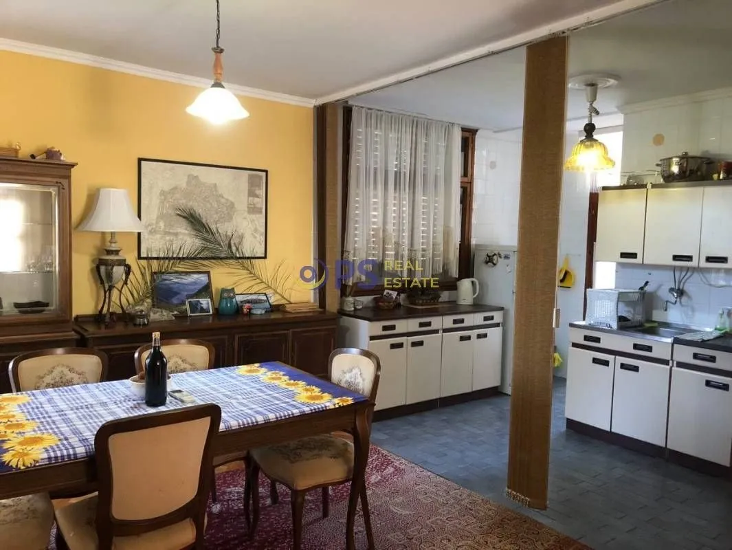 Prodaja, kuća, 300m², Bar, Crna Gora