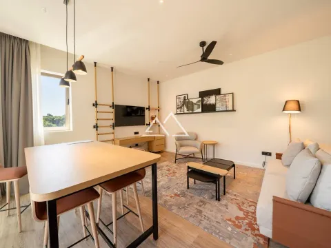 Prodaja, dvosoban stan, 91m², Tivat, Crna Gora - image 10